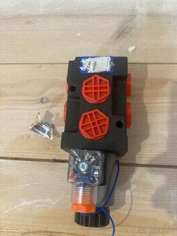 Hydraulicky elektro ventil 12v