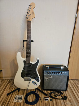 Fender Squier Affinity + Fender Champion 20 + príslušenstvo