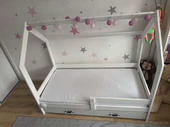 Predam detsku postel Domček