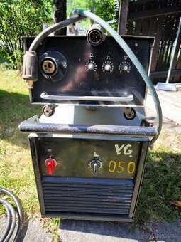 Zváračka Danubius Elektrik PP250 + podávač FWU 21