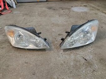 Kia ceed predné svetlá