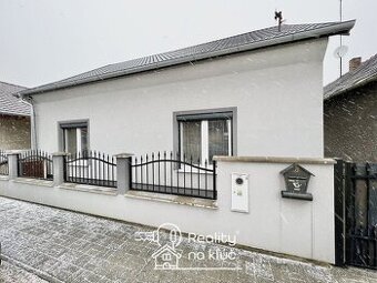 Na predaj zrekonštruovaný 3-izbový rodinný dom v tichej loka