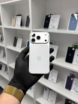 ZÁRUKA 2 ROKY /  Apple iPhone 17 Pro 256GB Silver, 100%
