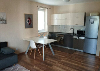 Prenájom 2-izbového bytu – Dúhové bývanie, Čermáň, Nitra