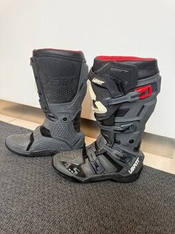 Leatt topanky na motorku (enduro)