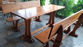Komplet stôl s lavicami