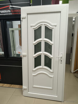 PLASTOVÉ VCHODOVÉ DVERE BIELE 980mm.x2080mm.