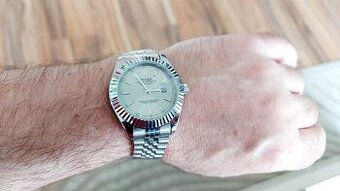 Rolex oyster perpetual date just