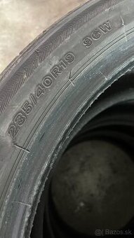 235/40R19 bridgestone letne