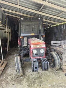 Traktor Zetor 7011