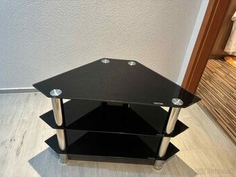 stolík pod TV
