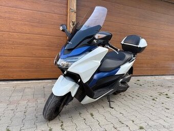 Honda Forza 125 - 1