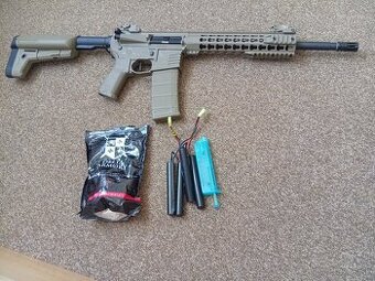 Predám Airsoftovú zbraň M4 AR15