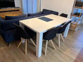 Jedalensky stol - roztahovaci