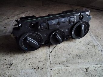 Panel kúrenia Climatic VW