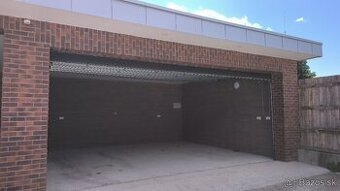 Garáž v oplotenom a zabezpečenom areáli