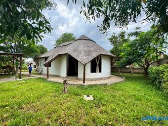 NA PREDAJ ROZPRÁVKOVÝ  BUNGALOW  NA ZANZIBARE