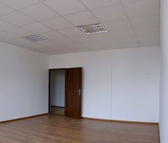 Administratívne priestory, Trenčín