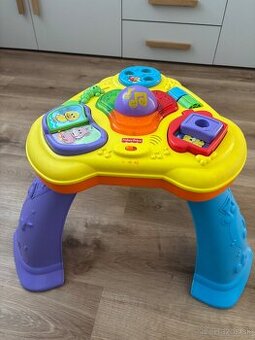 Fisher Price hrací stolík a kľúče