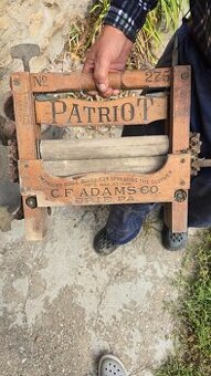 Ručná žmýkačka na bielizeň „Patriot“