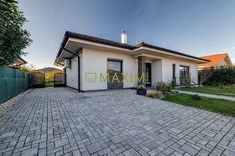 Samostatný 4 - izbový rodinný dom v Studenom - Most pri Brat - 1