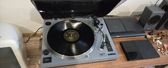 Gramofón Lenco L3808 s logitech 2.1 repro