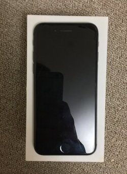 Predám iPhone 8 64 gb