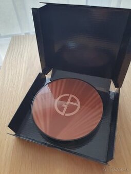 nepoužitý bronzový púder giorgio armani