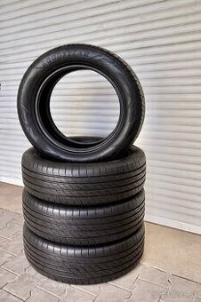 Letné pneumatiky na SUV Goodyear 215/60 R17 96H