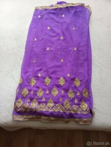 Indické sari fialove