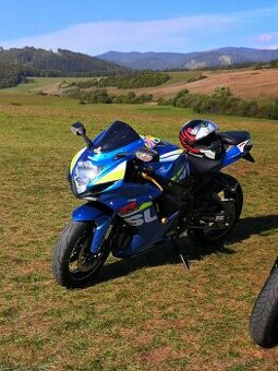 Suzuki GSXR 600 2015