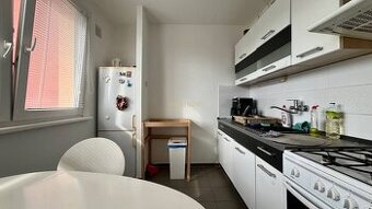 ASSENZIO – PREDAJ – 3 IZBOVÝ BYT S 2 LOGGIAMI – LACHOVA – PE