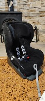 Predám autosedačku BRITAX RÖMER Safefix plus 9-18kg