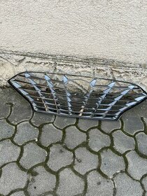 Hyunday i 30 2022 predná mriežka
