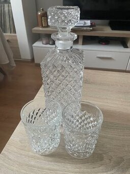Karafa na whisky