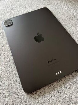 iPad PRO 2024