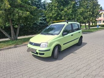 Ponúkam na predaj fiat panda s obsahom 1.1 40 kw r.v 2006