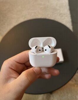AirPods 4 ANC