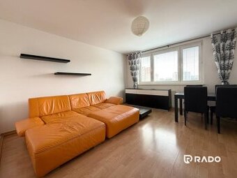 RADO | Priestranný 3-izbový byt s balkónom 68 m² Belinského