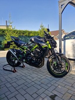 Kawasaki z900  r2021