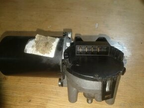 Audi , VW Motorček stieračov 4B1955113 - 1