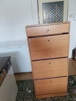 Predam botnik v super stave. ..