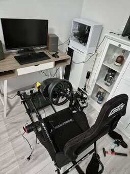 Predám závodný simulátor (racing rig)