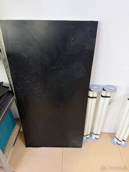 Predám 2ks pracovných stolov