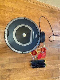 Robotický vysávač iRobot Roomba 786