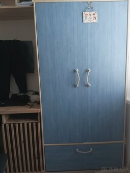 Šatníková skriňa