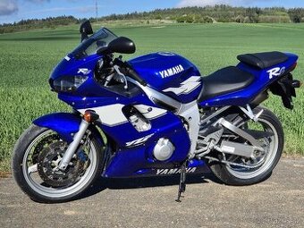 Kúpim yamaha r6 A2