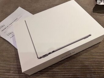 Zabalený MacBook Air 13" M3