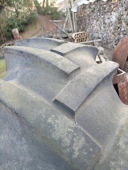 Pneumatiky traktorové