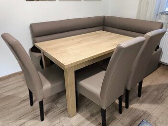 Predám veľkú rohovú lavicu a tri stoličky